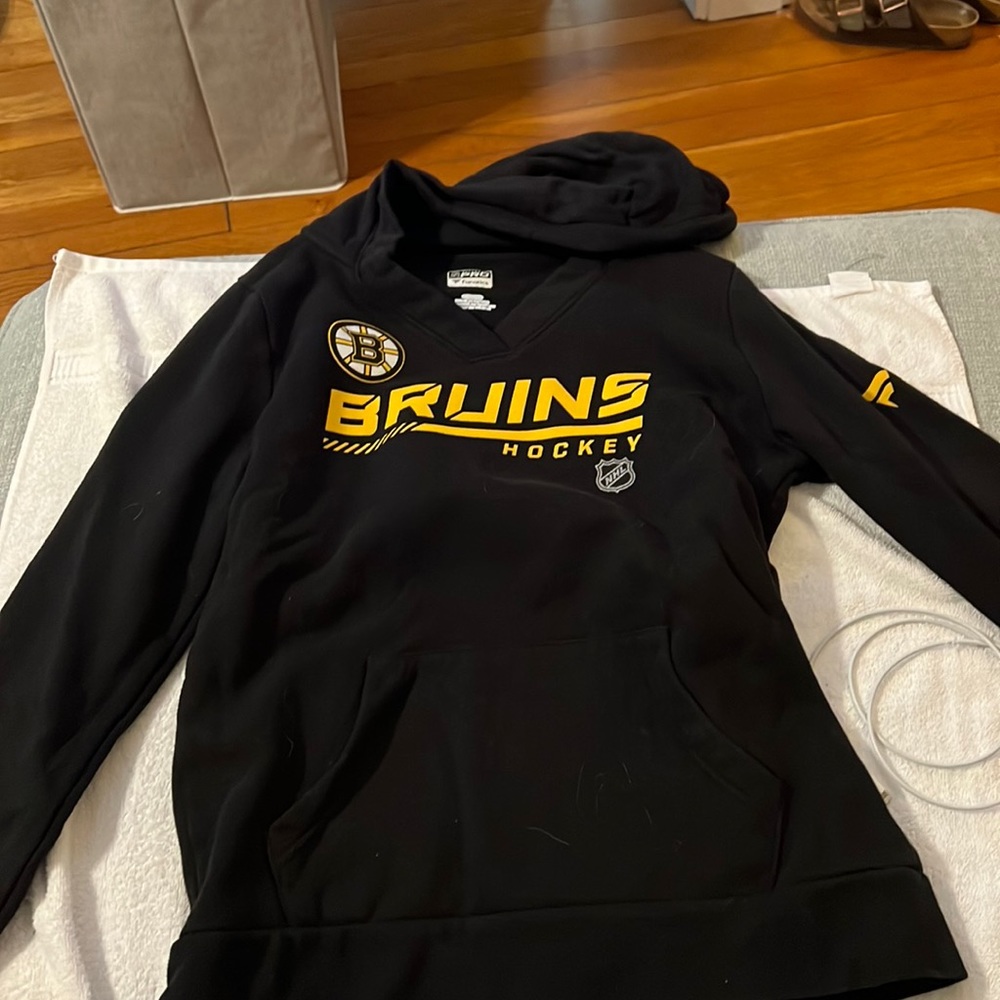 bruins hoodie